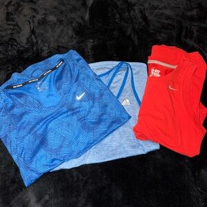 Athletic tank top bundle women Med